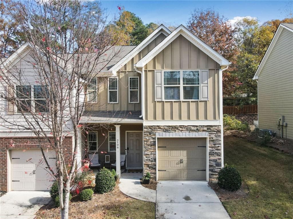 3 bedroom, 3 bathroom townhouse sold at 106 Oakview Passage, Canton, GA 30114