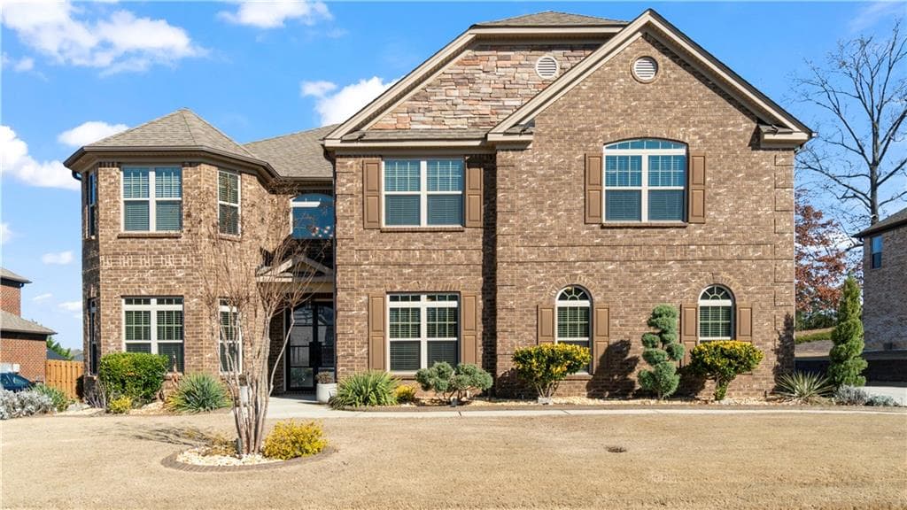 4 bedroom, 4 bathroom single family residence sold at 5669 Casa Blanca Lane, Atlanta, GA 30331