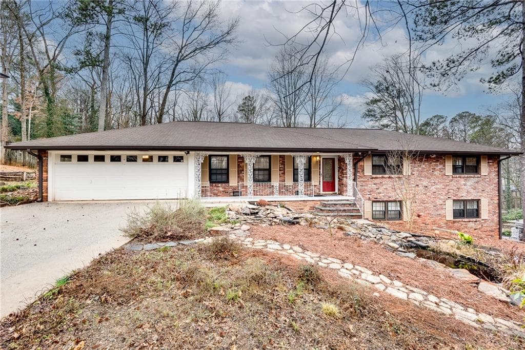 4 bedroom, 4 bathroom, 2,817 sq ft single family residence sold at 2722 Oswood Drive, Tucker, GA 30084