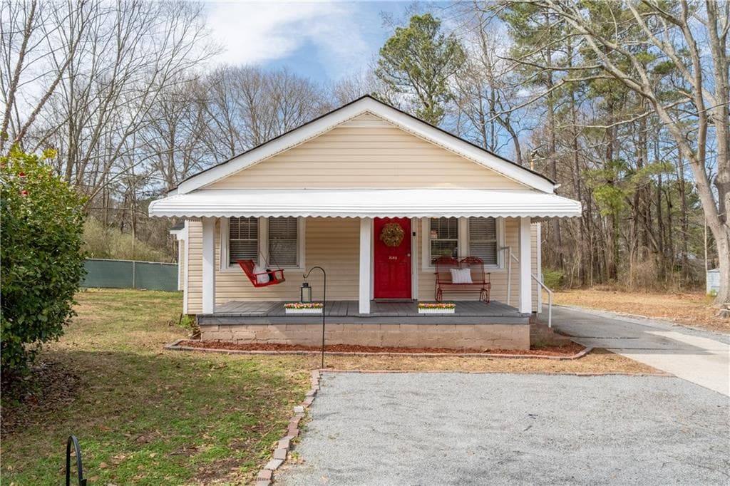 2 bedroom, 2 bathroom, 1,050 sq ft single family residence sold at 3160 New Macland Road, Powder Springs, GA 30127