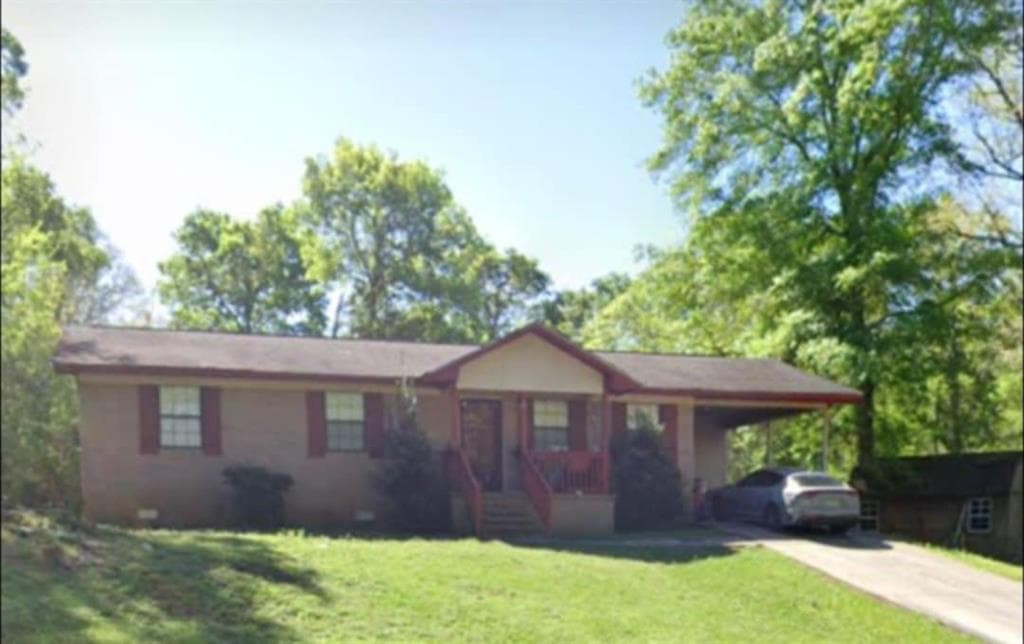 3 bedroom, 2 bathroom single family residence sold at 392 Crook Creek Road, Sylacauga, AL 35150