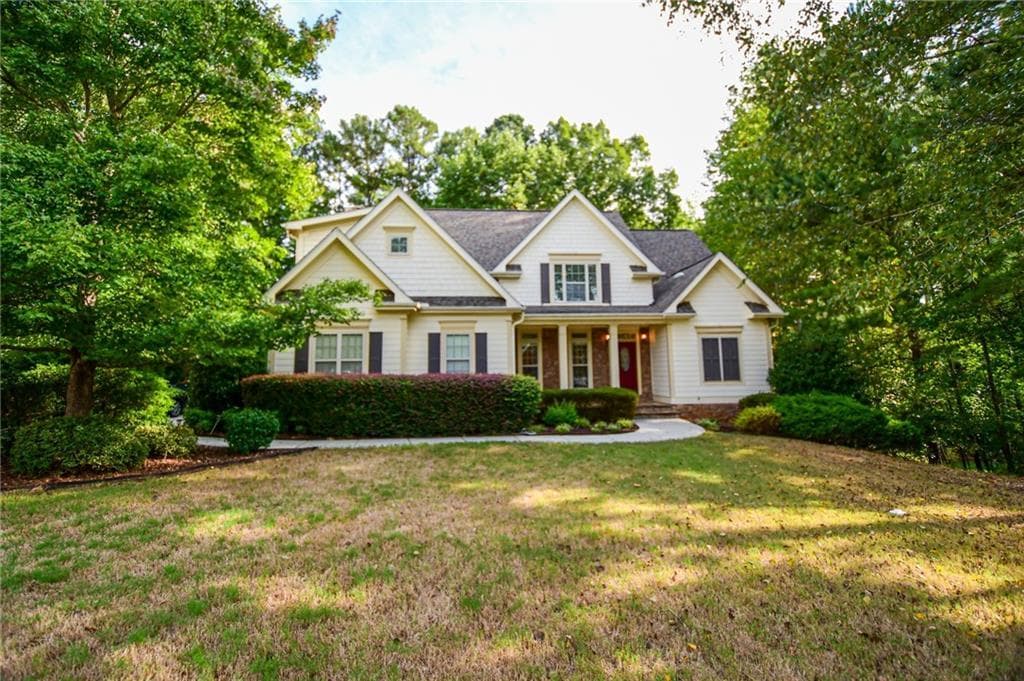 5 bedroom, 5 bathroom single family residence sold at 160 Edgewater Trail, Fayetteville, GA 30215