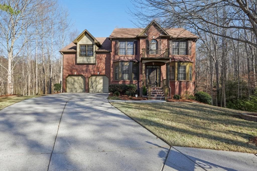 4 bedroom, 3 bathroom single family residence sold at 2782 Blue Moon Drive, Buford, GA 30519