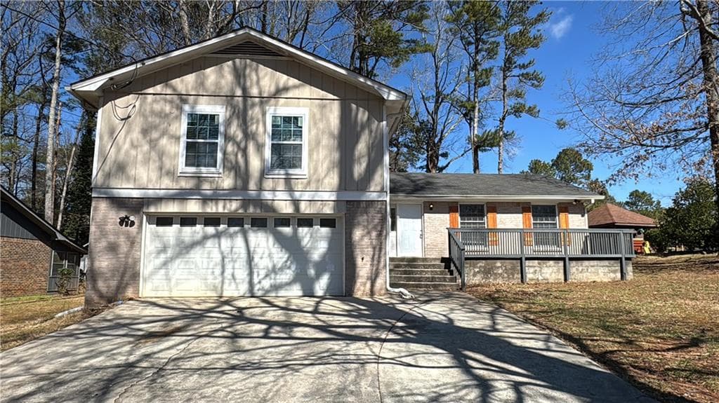 4 bedroom, 3 bathroom single family residence sold at 3924 Veracruz Drive, Decatur, GA 30034