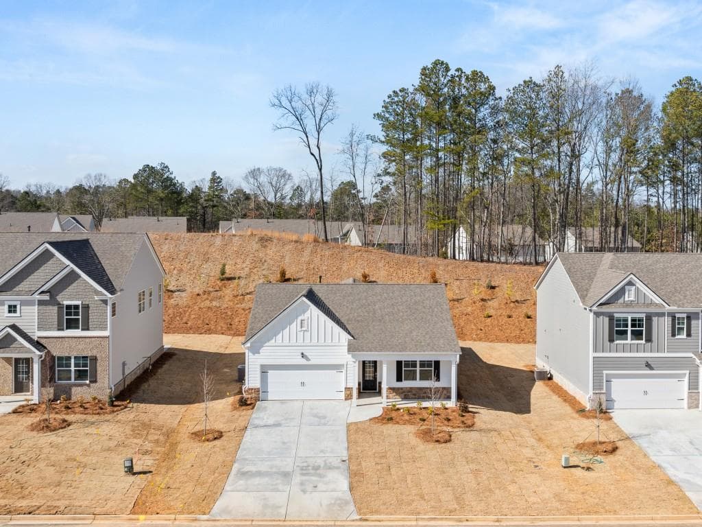 4 bedroom, 2 bathroom single family residence sold at 107 Landsdowne Way, Cartersville, GA 30120
