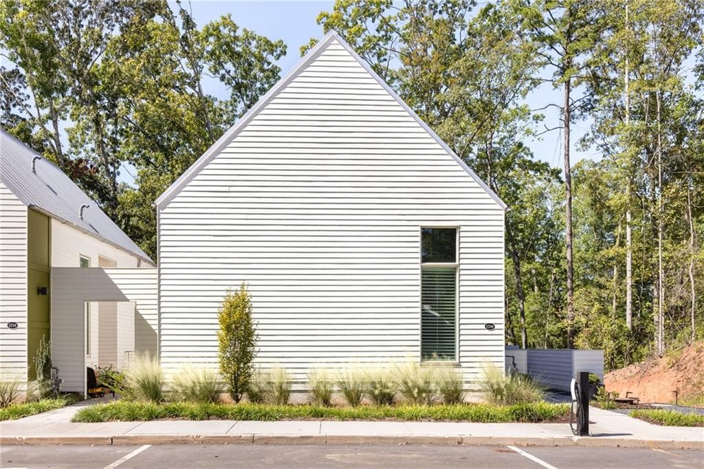 1290 Lupo Loop, Chattahoochee Hills, GA 30268 — most recent listing photo