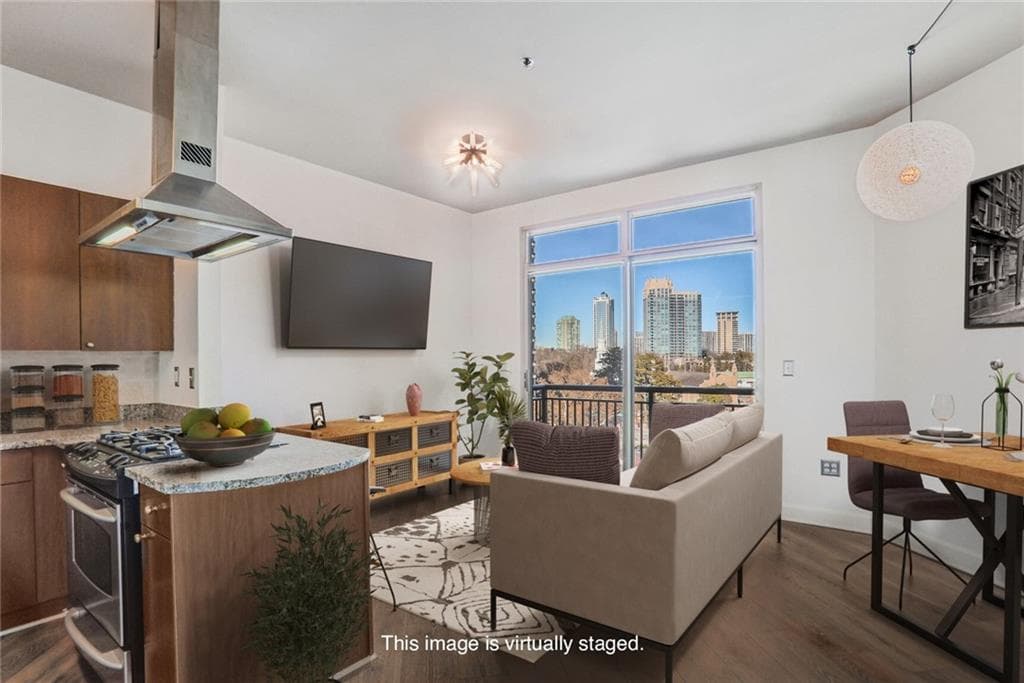 2626 Peachtree Road 1102, Atlanta, GA 30305 — most recent listing photo