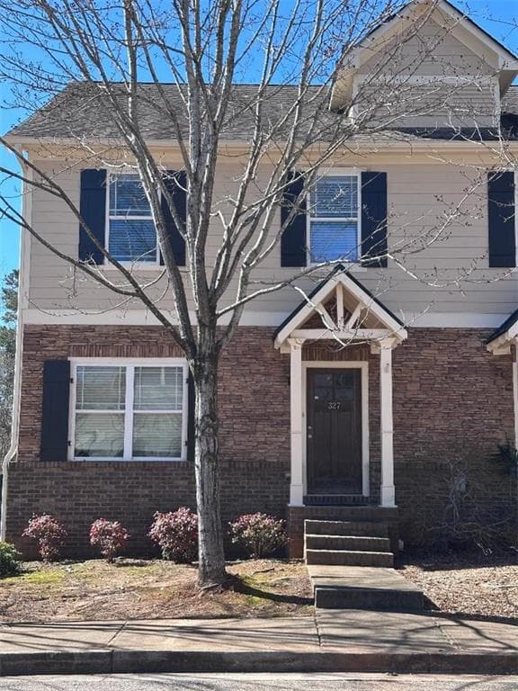 3 bedroom, 4 bathroom townhouse sold at 327 OCONEE RIVER Circle, Athens, GA 30605