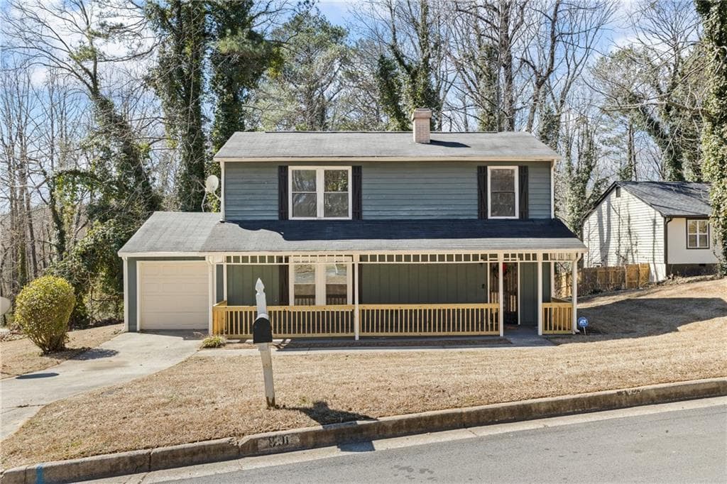 3 bedroom, 3 bathroom, 1,650 sq ft single family residence sold at 801 Hemingway Road, Stone Mountain, GA 30088