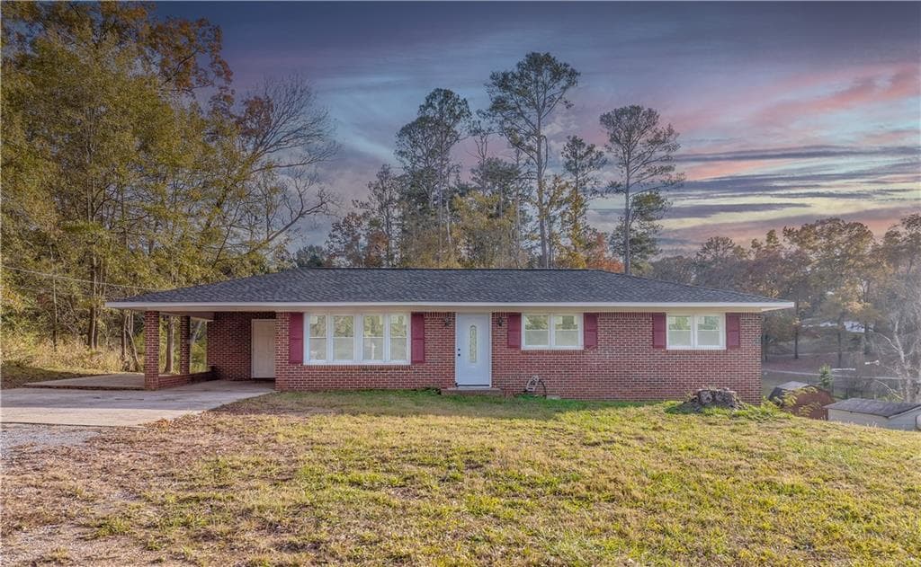 4 bedroom, 3 bathroom single family residence sold at 290 Tuck Street, Cedartown, GA 30125