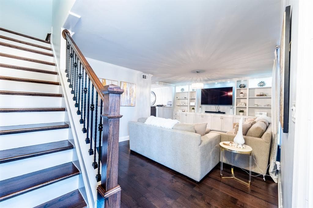 3 bedroom, 3 bathroom condominium sold at 1005 Brighton Point, Atlanta, GA 30328