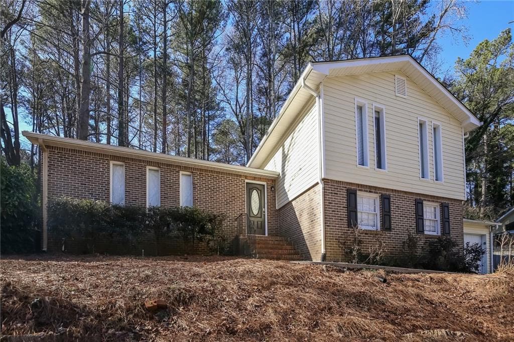 4 bedroom, 2 bathroom single family residence sold at 2629 Irene Circle, Duluth, GA 30096