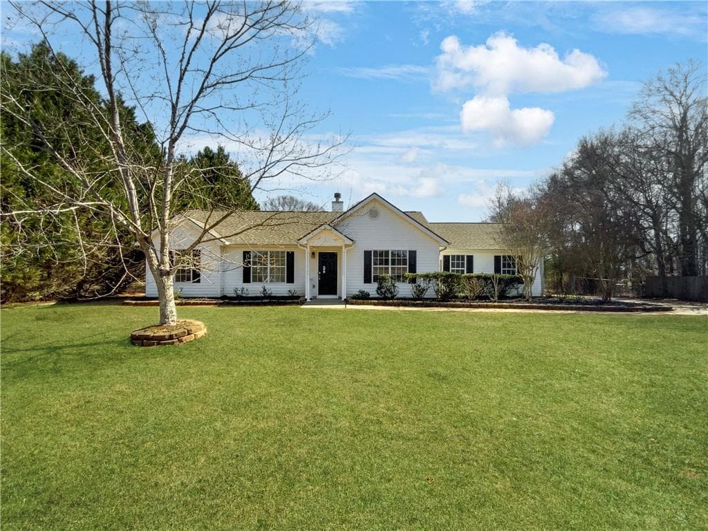 3 bedroom, 2 bathroom single family residence sold at 645 Hayward Bishop Way, Senoia, GA 30276