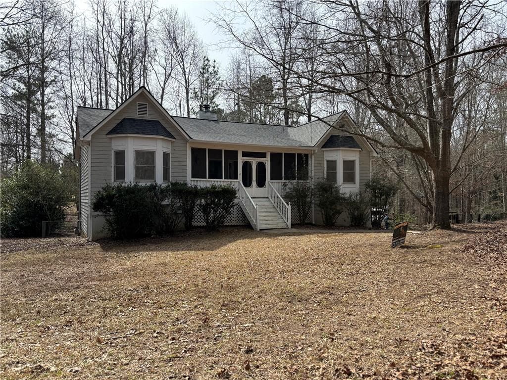 3 bedroom, 3 bathroom single family residence sold at 43 Thornbush Court, Hiram, GA 30141