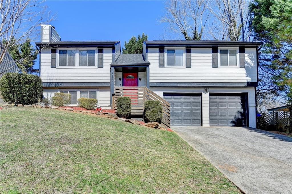 4 bedroom, 3 bathroom single family residence sold at 1230 Worthington Hills Drive, Roswell, GA 30076