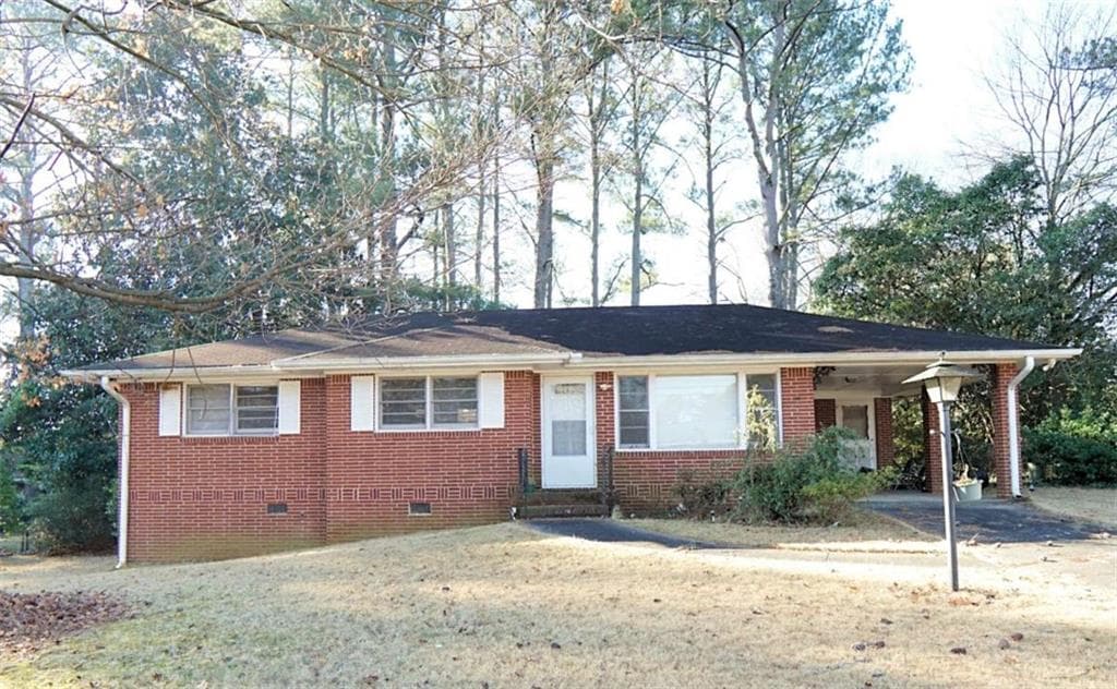 3 bedroom, 2 bathroom single family residence sold at 1879 Mural Circle, Morrow, GA 30260