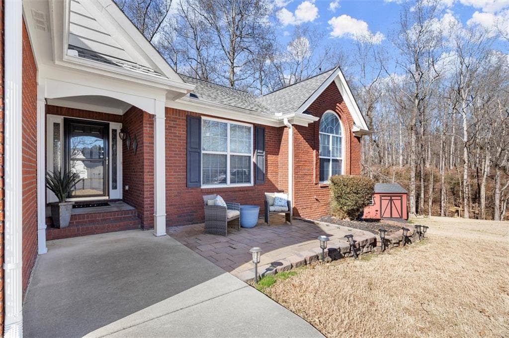 4 bedroom, 3 bathroom single family residence sold at 2720 Araglin Drive, Dacula, GA 30019