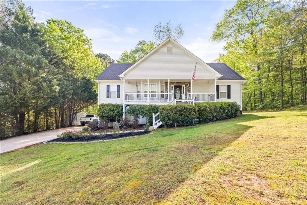4 bedroom, 3 bathroom, 2,427 sq ft single family residence sold at 99 E Windsor Way, Dawsonville, GA 30534