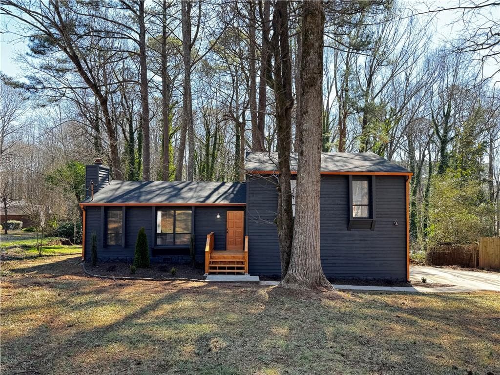 3 bedroom, 2 bathroom single family residence sold at 1154 Stone Mill Run, Lawrenceville, GA 30046