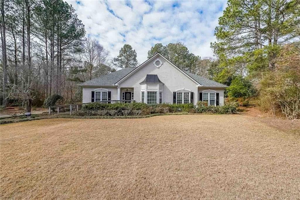 4 bedroom, 3 bathroom single family residence sold at 1183 Mountainside Drive, Kennesaw, GA 30152