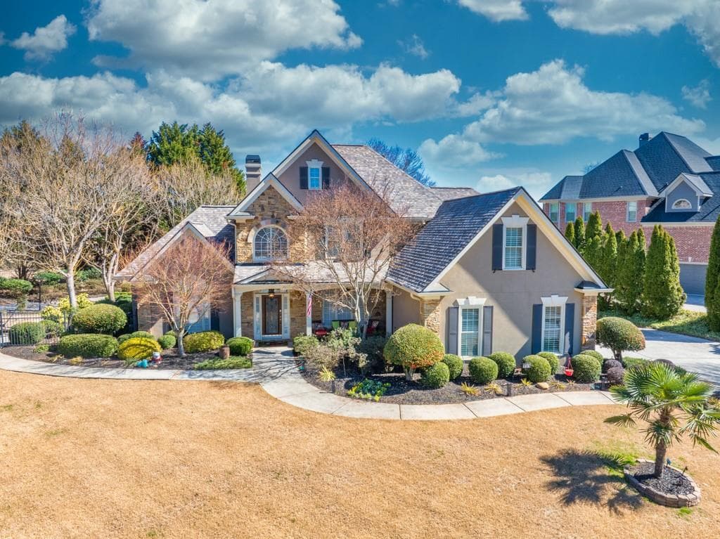 5 bedroom, 5 bathroom single family residence sold at 955 Golf View Court, Dacula, GA 30019