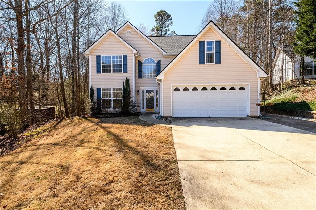 4 bedroom, 3 bathroom single family residence sold at 3135 Centurion Drive, Gainesville, GA 30506