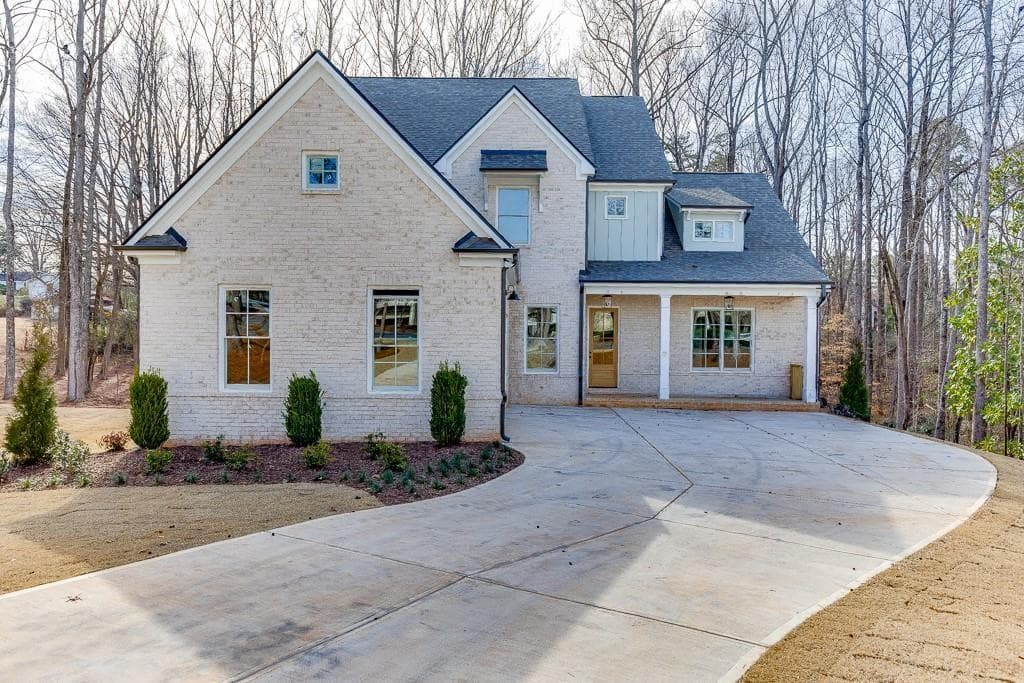 4 bedroom, 4 bathroom single family residence sold at 4355 Hamilton Mill Road, Buford, GA 30518