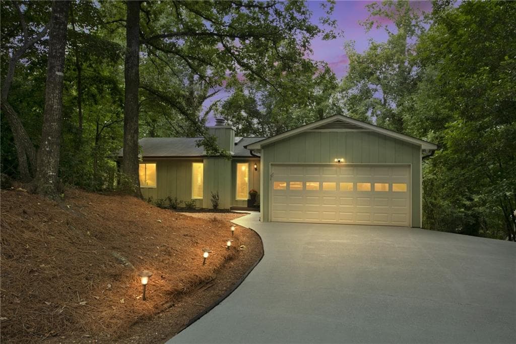 4 bedroom, 3 bathroom single family residence sold at 3536 Cub Circle, Gainesville, GA 30506