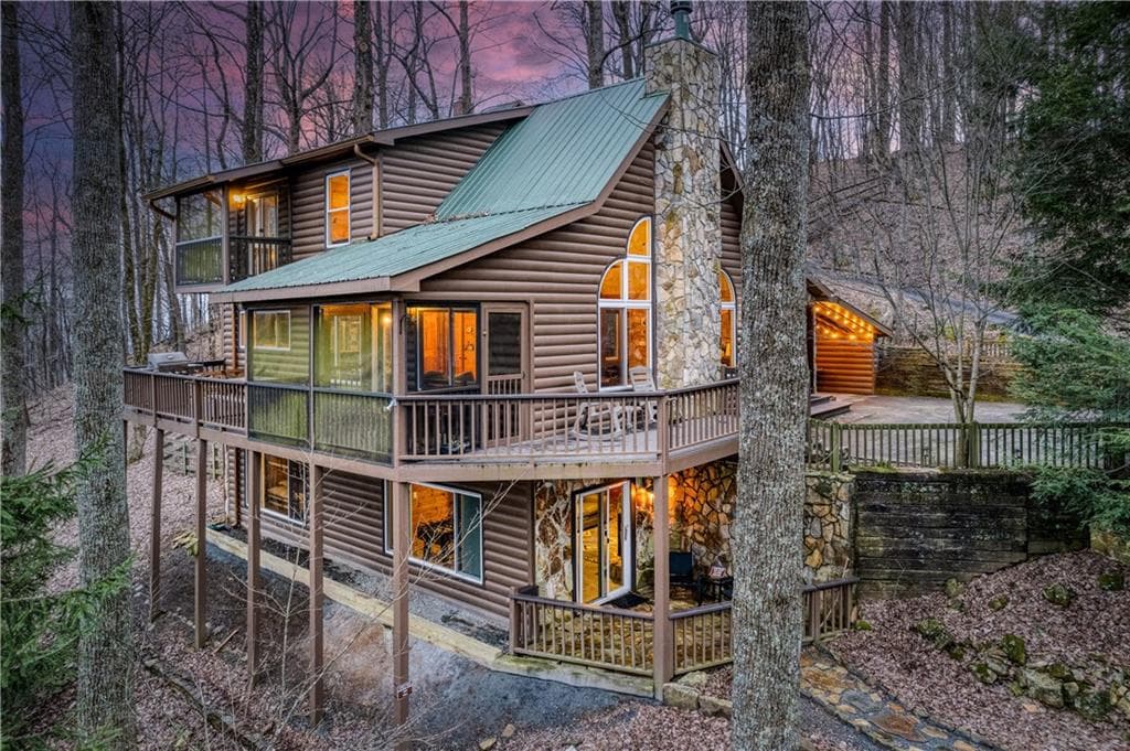 3 bedroom, 3 bathroom single family residence sold at 87 Ridgehaven Lane, Ellijay, GA 30536