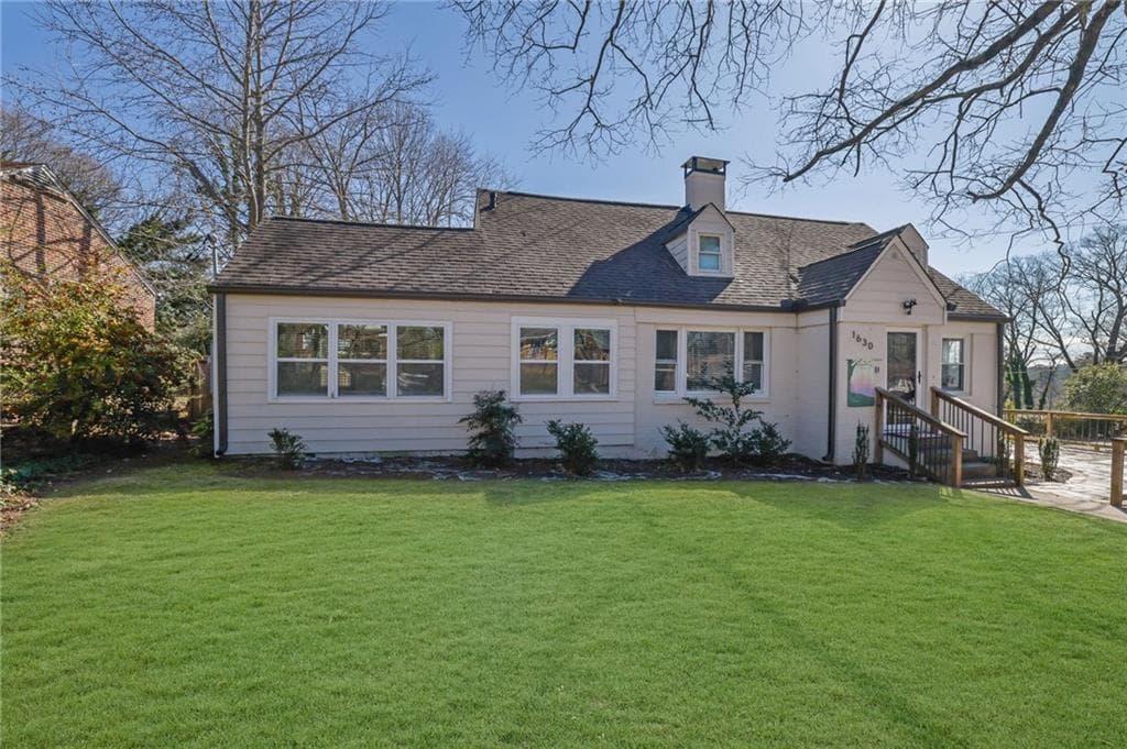 4 bedroom, 2 bathroom single family residence sold at 1630 Sylvan Road, Atlanta, GA 30310