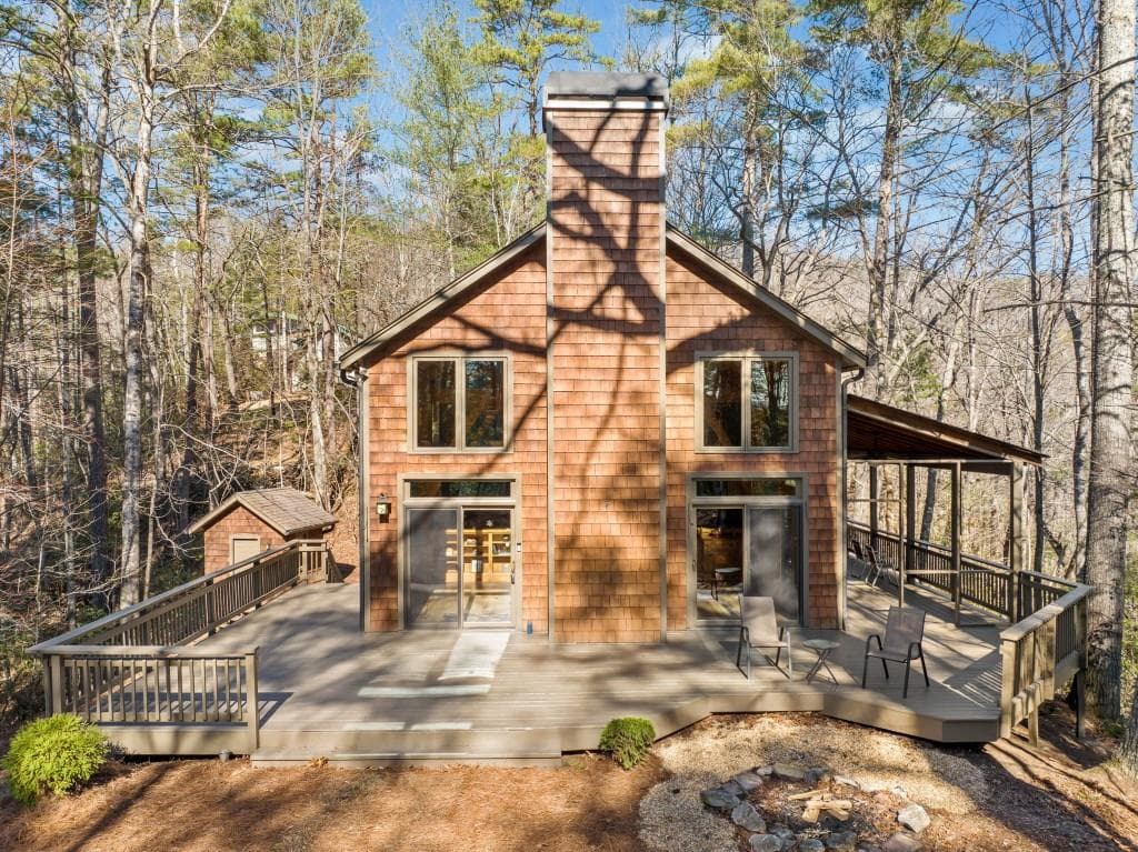 572 Nichols Branch Lane, Clayton, GA 30525 — most recent listing photo