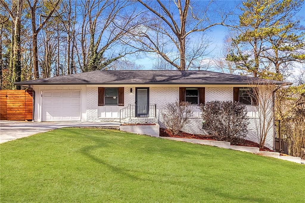 4 bedroom, 4 bathroom single family residence sold at 3398 Creek Valley Drive, Smyrna, GA 30082