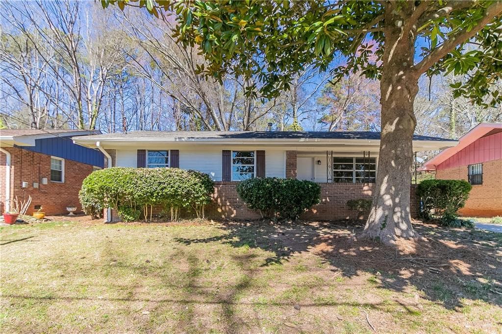 3 bedroom, 1 bathroom single family residence sold at 4051 Ester Drive, Atlanta, GA 30331