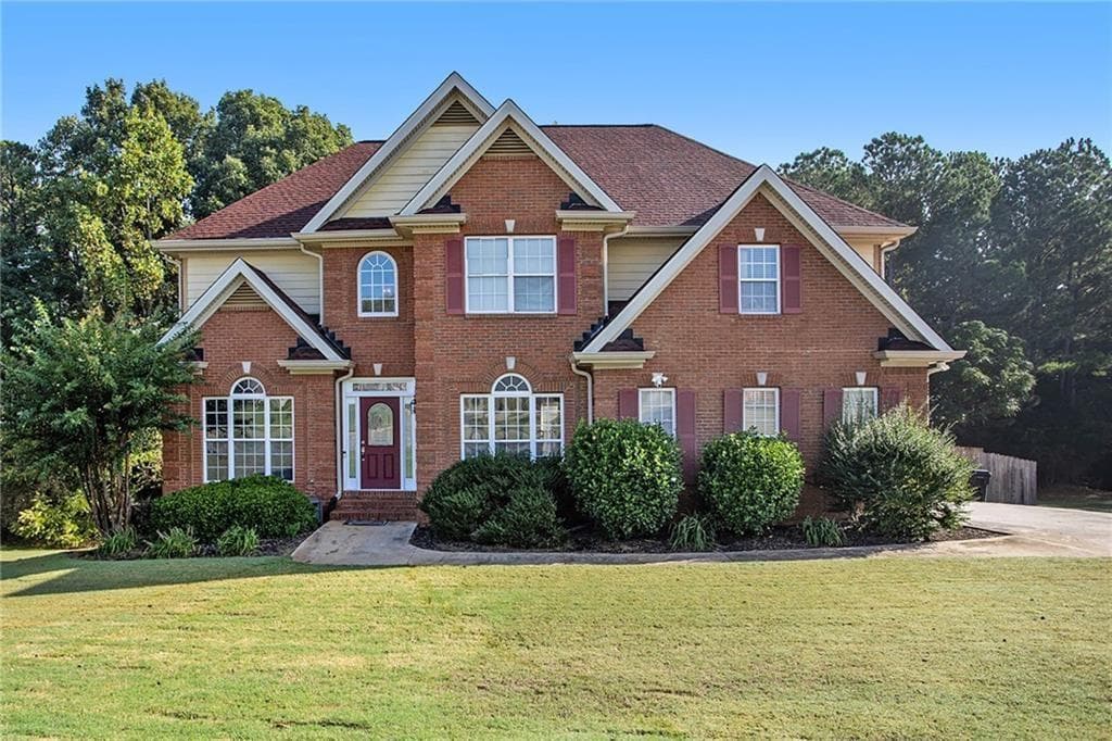 4 bedroom, 4 bathroom single family residence sold at 2543 Oak Creek Lane, Conyers, GA 30094