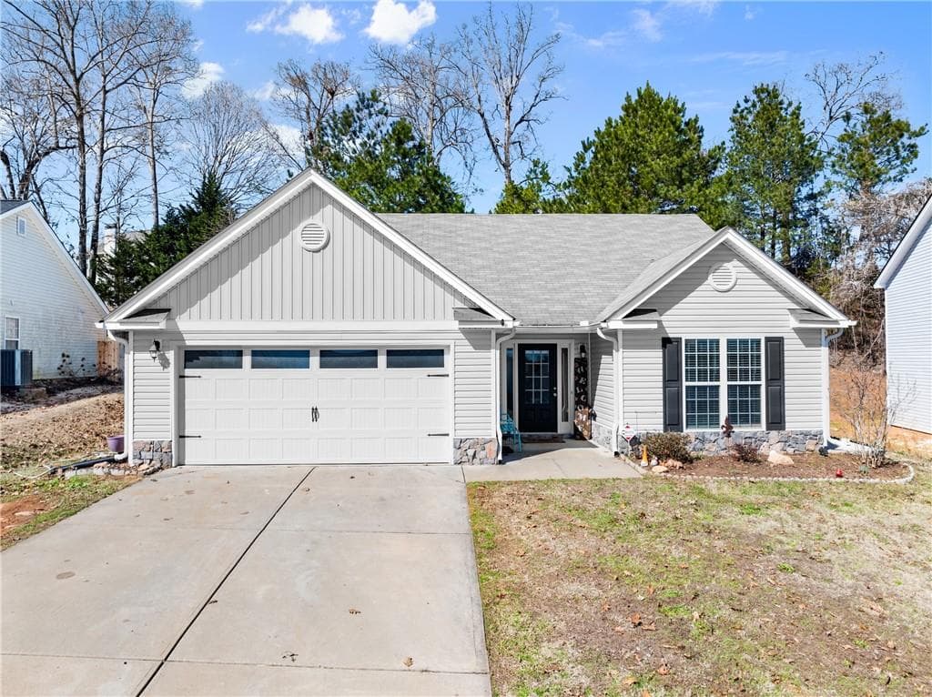 3 bedroom, 2 bathroom single family residence sold at 235 Jameston Drive, Jefferson, GA 30549