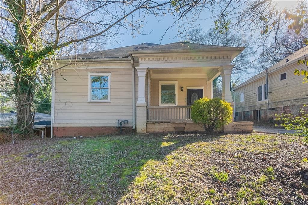 3 bedroom, 1 bathroom, 1,136 sq ft single family residence sold at 1126 Indale Place, Atlanta, GA 30310