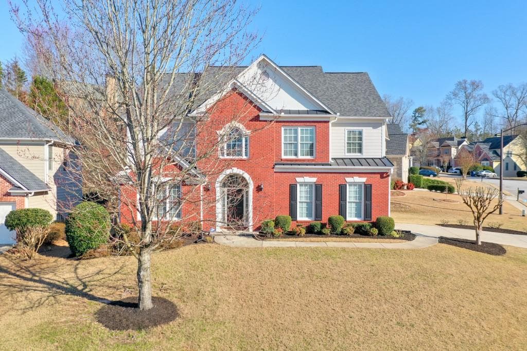 4 bedroom, 3 bathroom single family residence sold at 251 Vinings Retreat View, Mableton, GA 30126