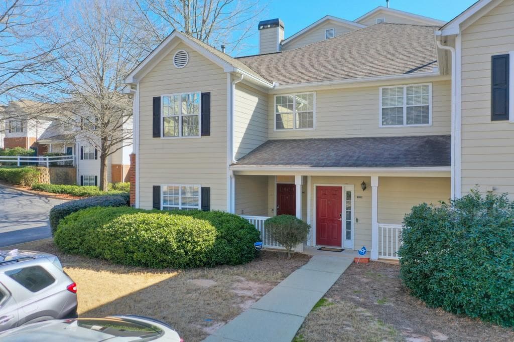 2 bedroom, 2 bathroom condominium sold at 702 Spring Heights Lane 7, Smyrna, GA 30080