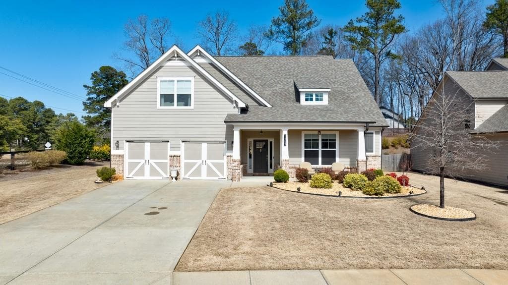 3 bedroom, 3 bathroom single family residence sold at 1353 Dogleg Road, Marietta, GA 30066