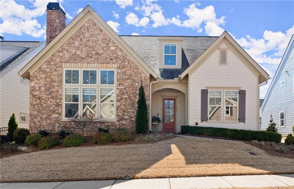 3 bedroom, 3 bathroom single family residence sold at 336 Little Pine Lane, Woodstock, GA 30188