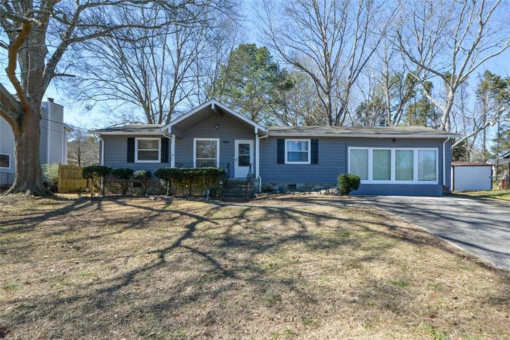 3 bedroom, 2 bathroom single family residence sold at 1660 Almand Creek Drive, Conyers, GA 30094