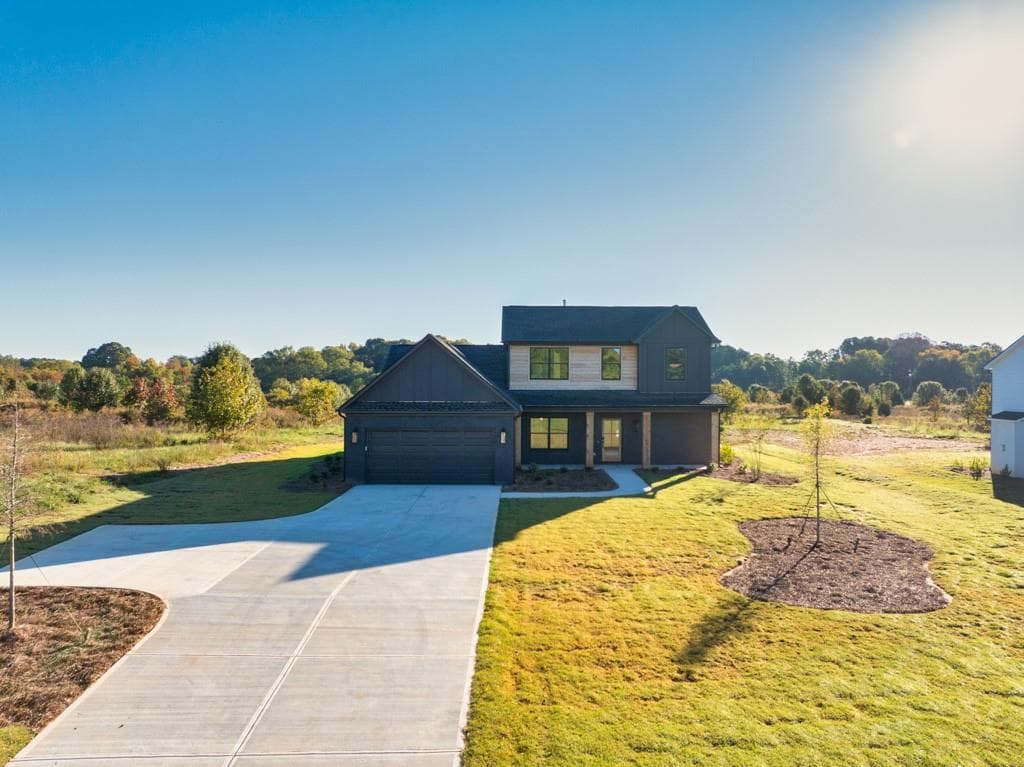 4 bedroom, 4 bathroom, 3,005 sq ft single family residence sold at 3567 New Hope Road, Dacula, GA 30019