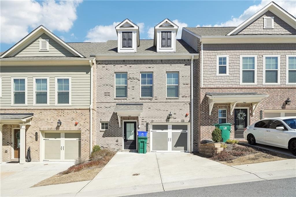3 bedroom, 3 bathroom townhouse sold at 1538 Ridgebrook Downs, Mableton, GA 30126