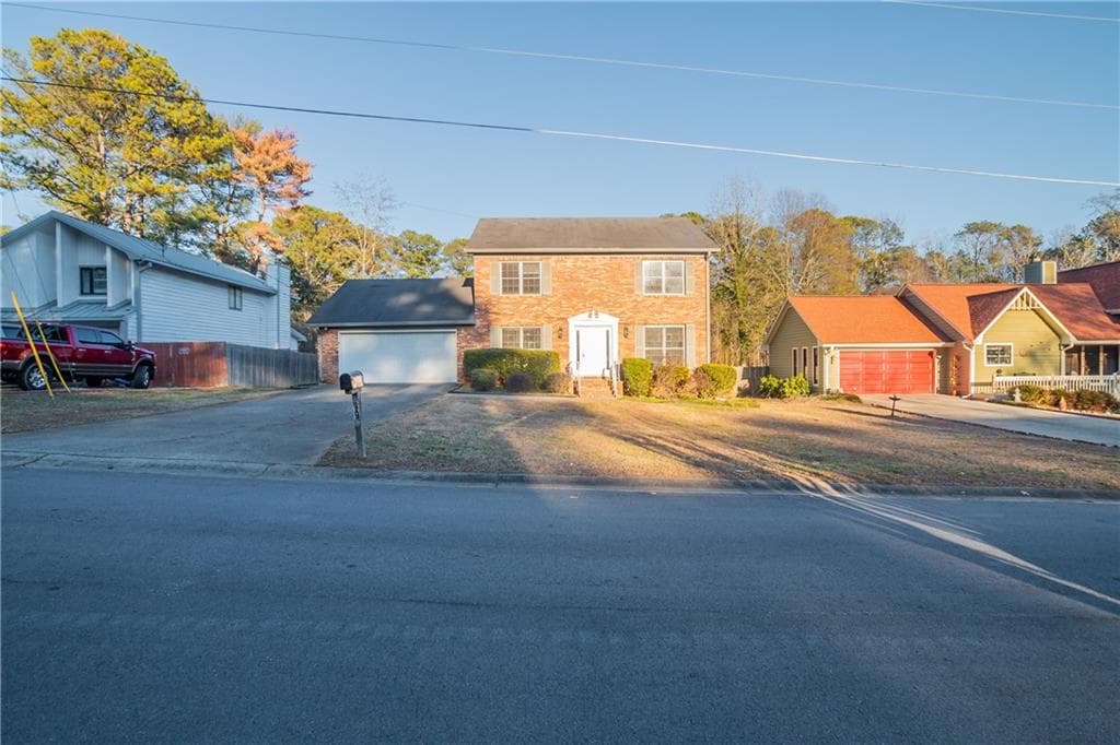 4 bedroom, 3 bathroom single family residence sold at 895 Smoketree Drive, Tucker, GA 30084
