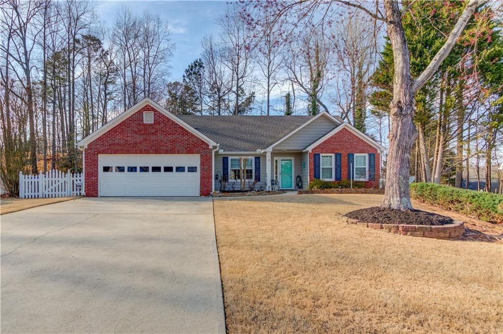 3 bedroom, 2 bathroom single family residence sold at 5883 Riverside Walk Drive, Sugar Hill, GA 30518