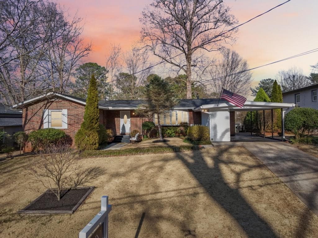 3 bedroom, 2 bathroom single family residence sold at 3831 Montford Drive, Atlanta, GA 30341