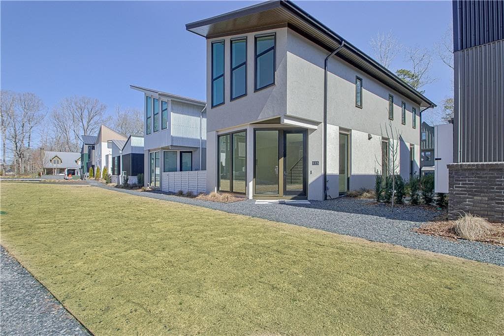 3 bedroom, 3 bathroom single family residence sold at 115 Arcadia Avenue, Fayetteville, GA 30214