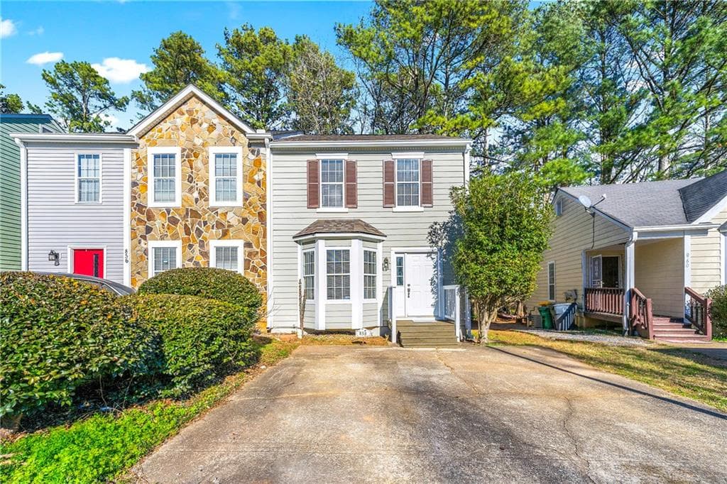 2 bedroom, 3 bathroom townhouse sold at 858 Heritage Valley Road, Norcross, GA 30093
