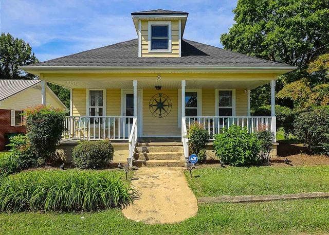 2 bedroom, 2 bathroom single family residence sold at 8 Center Baptist Church Loop, Helen, GA 30545