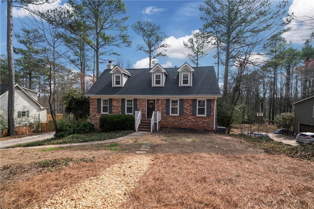 4 bedroom, 3 bathroom, 3,165 sq ft single family residence sold at 1835 Tree Top Way, Marietta, GA 30062